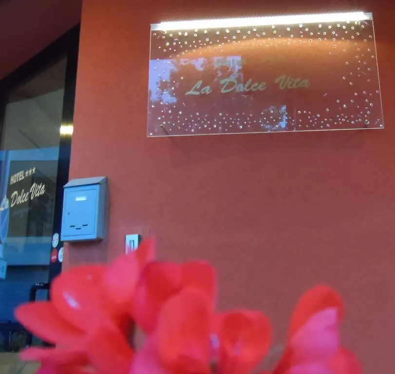 Hotel La Dolce Vita Rimini 3*,