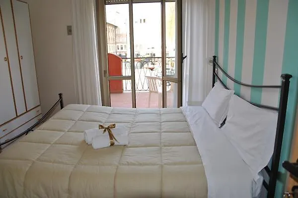 *** Hotel La Dolce Vita Rimini Italia